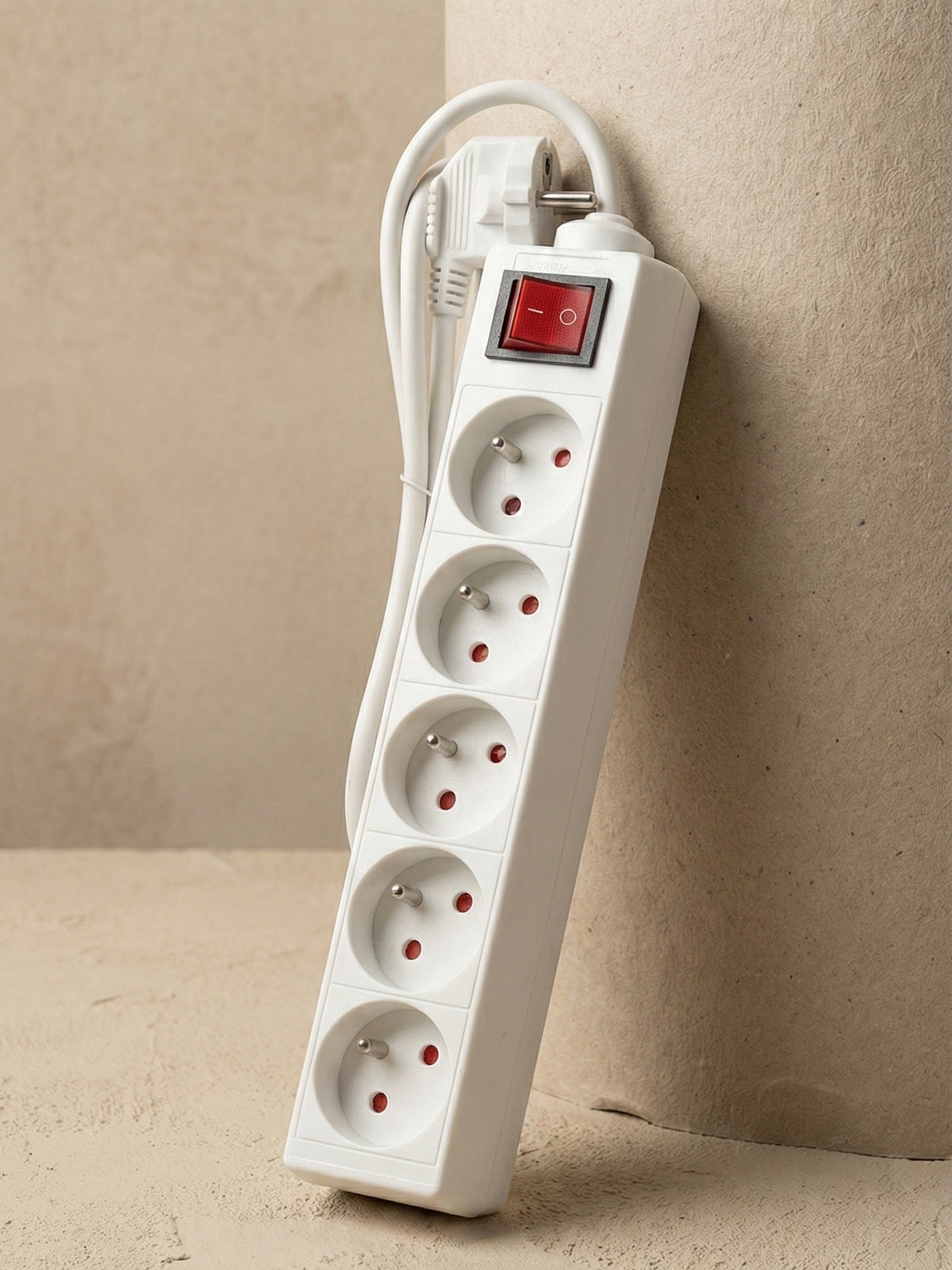 Grenuttag 5 uttag med strömbrytare