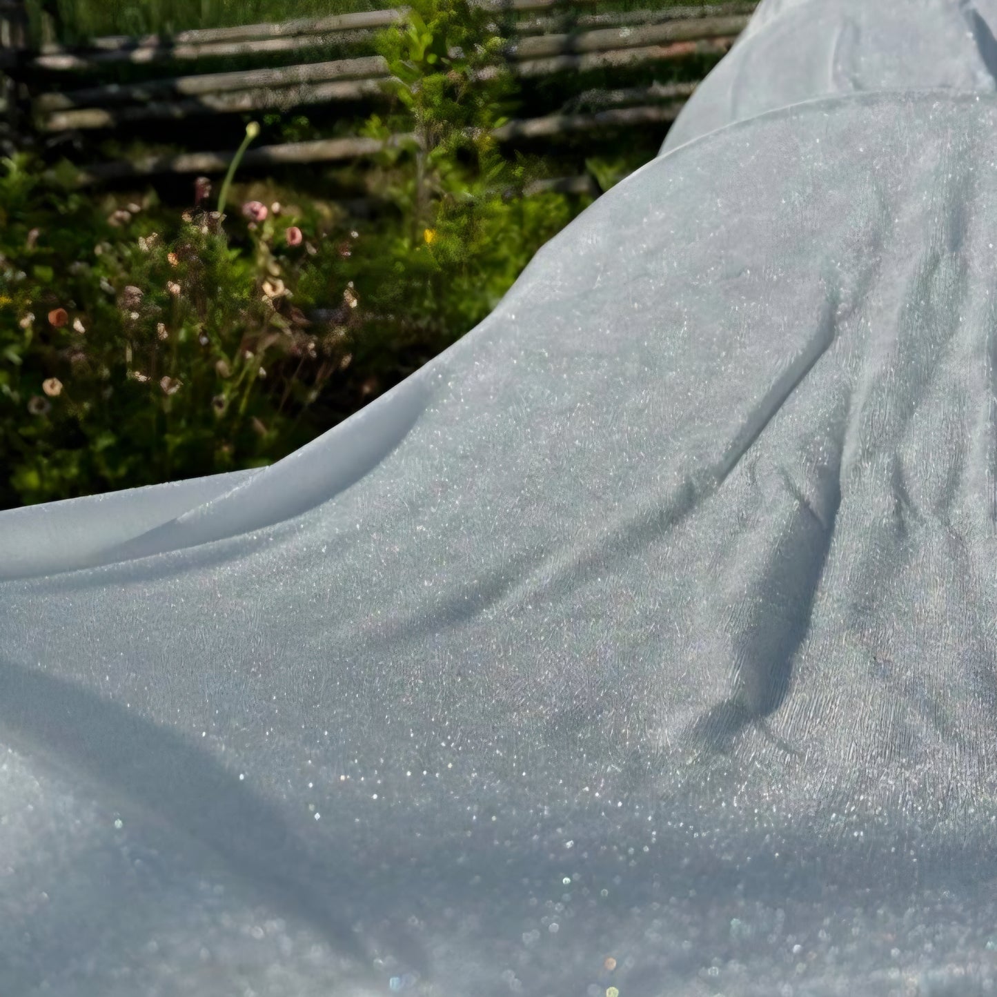 Fiberduk för snittblomsodling