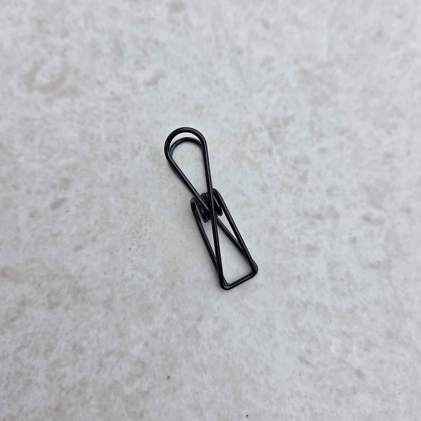 Klämma i metall 30 mm